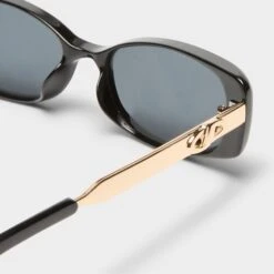 Le Specs LIL STARLIGHT | BLACK 12 Le Specs LIL STARLIGHT | BLACK -Le Specs 00572305d036e2ebae3ec755cd69a811