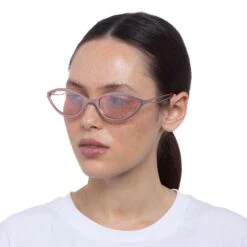 Le Specs GLITCH | SATIN ROSE 14 Le Specs GLITCH | SATIN ROSE -Le Specs 0466d7d1607338ae77998bde28ec6a04