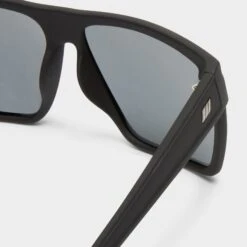 Le Specs DIRTY MAGIC | BLACK RUBBER POLARIZED -Le Specs 1027e7da41ebf76c38691ba182e965ff