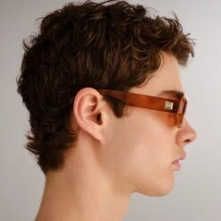 Le Specs WORK IT! | VINTAGE TORT AMBER TINT -Le Specs 24813b2c75e355e5c95964ef1f99ab6e