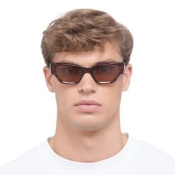 Le Specs CHARADE | TORT -Le Specs 265a2a2b689c8bb71ddc0e4f44a3e911