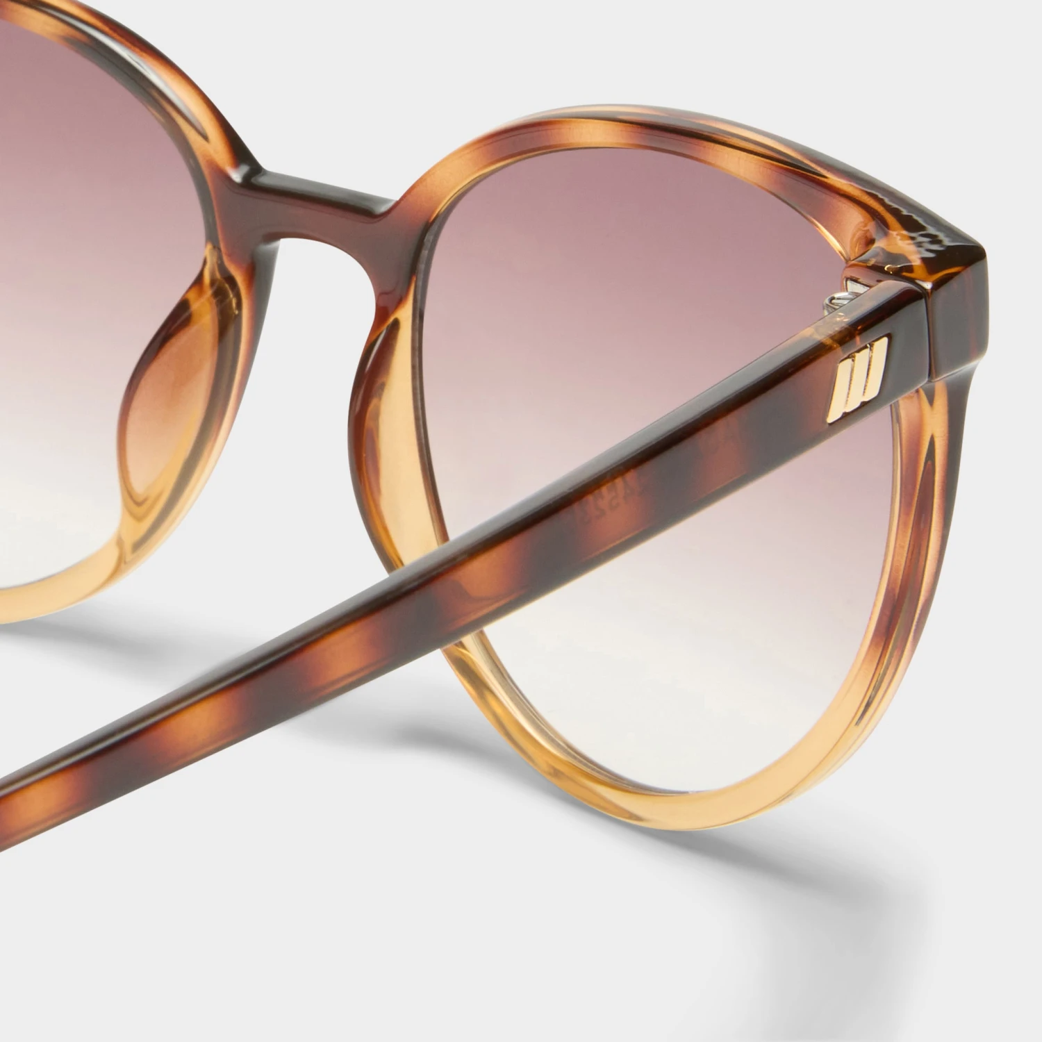 Le Specs ARMADA | TORT GRAD 6 Le Specs ARMADA | TORT GRAD - Image 4