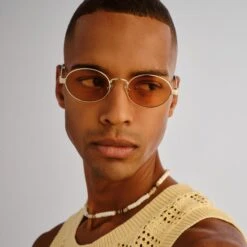Le Specs POSEIDON DEUX | GOLD AMBER TINT -Le Specs 2cfd270af3cfe7274bd30fe01f8f1aa7