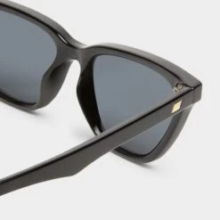 Le Specs UNFAITHFUL | BLACK SMOKE MONO 10 Le Specs UNFAITHFUL | BLACK SMOKE MONO -Le Specs 3d6afeac5f6cfb4263d903dbed360270
