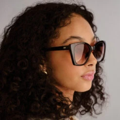 Le Specs INCANTATION | TORT -Le Specs 6a52eb763ada09c63df75b768280414c