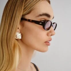 Le Specs OUTTA LOVE | TOKYO TORT 11 Le Specs OUTTA LOVE | TOKYO TORT -Le Specs 7208842f3ab8986e983645372d73340b