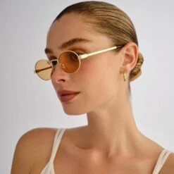 Le Specs POSEIDON DEUX | GOLD AMBER TINT -Le Specs 82a347baae84e756845f408ca8734aeb