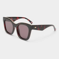 Le Specs SHOWSTOPPER | CHERRY TORT -Le Specs 99c9e7ddf6361d47342eeb4f41344422