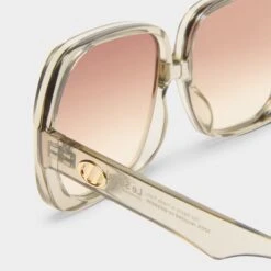 Le Specs POLYDISCO | EUCALYPTUS -Le Specs b13ca9cd370c6f7073176595ebb33d88