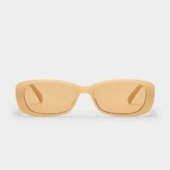 Le Specs UNREAL! | LATTE