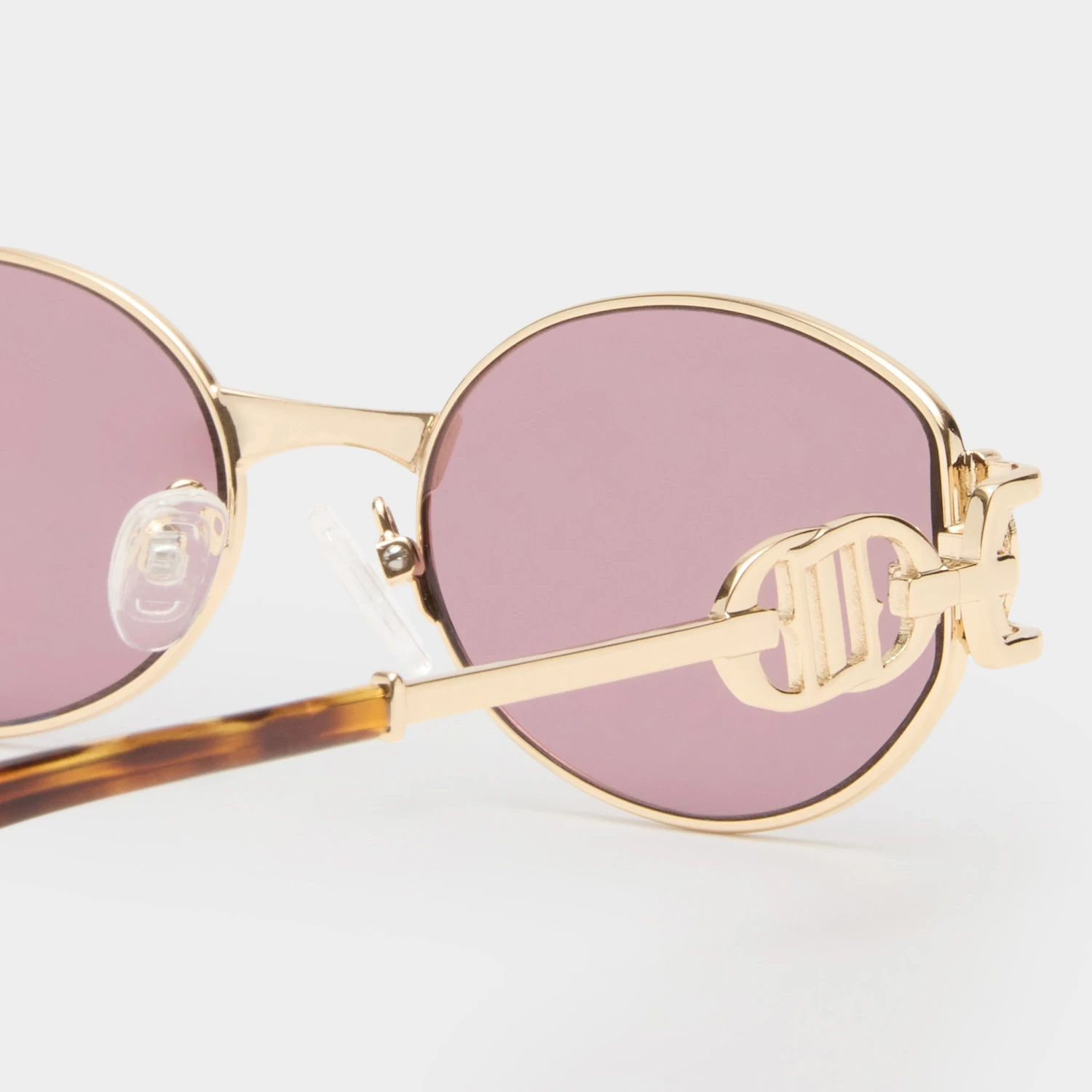 Le Specs THE FORBIDDEN | BRIGHT GOLD SMOKEY BROWN MONO 6 Le Specs THE FORBIDDEN | BRIGHT GOLD SMOKEY BROWN MONO - Image 4