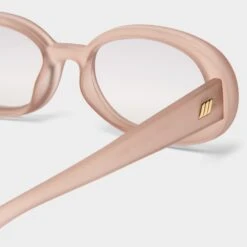 Le Specs OUTTA LOVE | MATTE OYSTER 10 Le Specs OUTTA LOVE | MATTE OYSTER -Le Specs b79b4fcac8758954ec33ba493ee84107