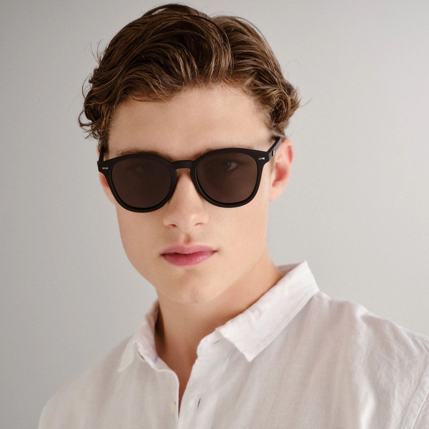 Le Specs BANDWAGON | BLACK RUBBER 4 Le Specs BANDWAGON | BLACK RUBBER - Image 2