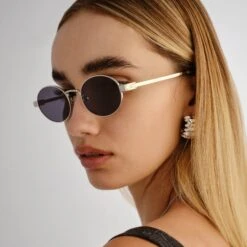 Le Specs POSEIDON DEUX | SILVER SMOKE MONO -Le Specs cf84c5edc61e79895702cee5b2c2c23e