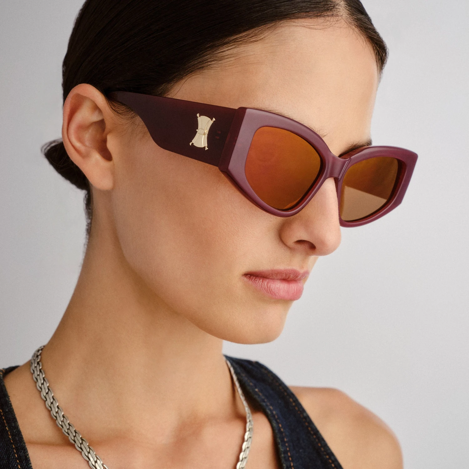 Le Specs THE HAUNTING | CHERRY LACQUER 7 Le Specs THE HAUNTING | CHERRY LACQUER - Image 5