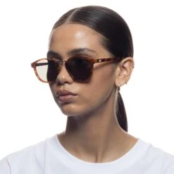 Le Specs OBLIVION | VINTAGE TORT -Le Specs d55165570ed0750a28be0f1f6c178092