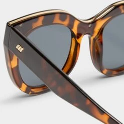 Le Specs AIR HEART | TORT 10 Le Specs AIR HEART | TORT -Le Specs fe4dbb08689e70c1221324514f07de53