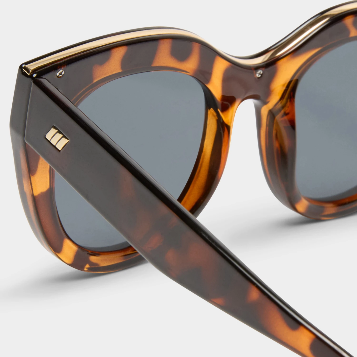 Le Specs AIR HEART | TORT 6 Le Specs AIR HEART | TORT - Image 4