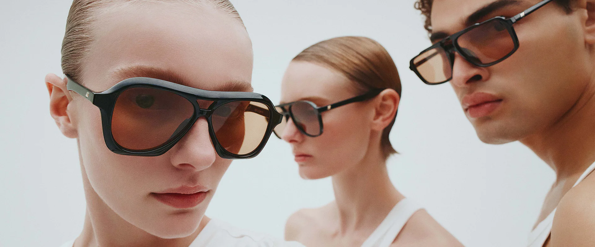 Le Specs 1 Le Specs -Le Specs Aviators desk